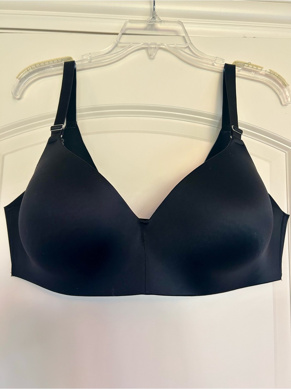 Soma Vanishing Back Wireless Black T-Shirt Bra  40C . NWOT